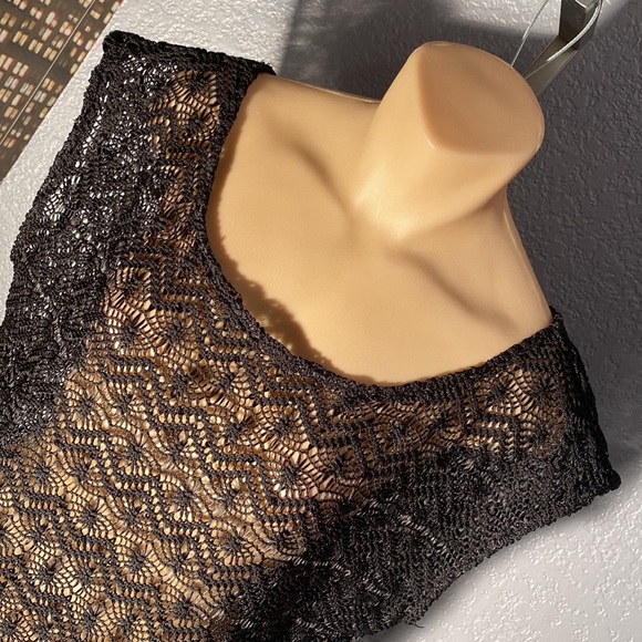 EXPRESS - vest tank: black scoop neck open knit sheer w sequins - L - Picture 9 of 16